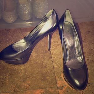 Sergio rossi gunmetal pumps